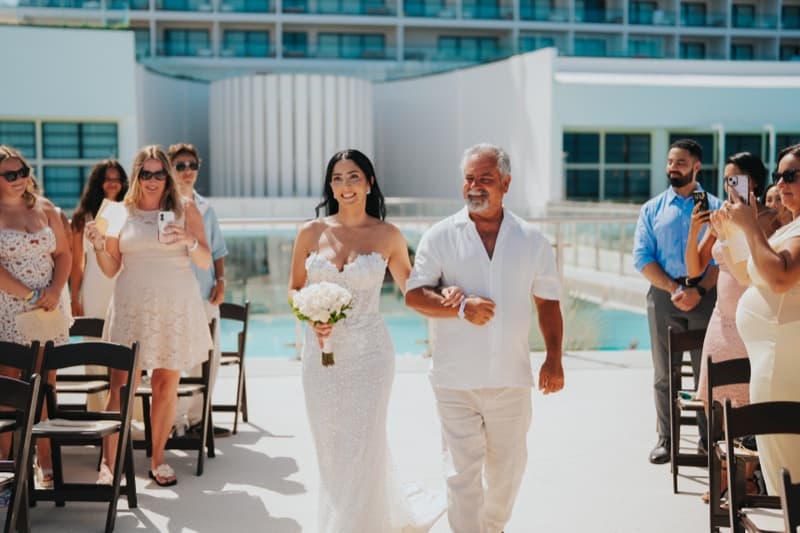 Wedding moment 3