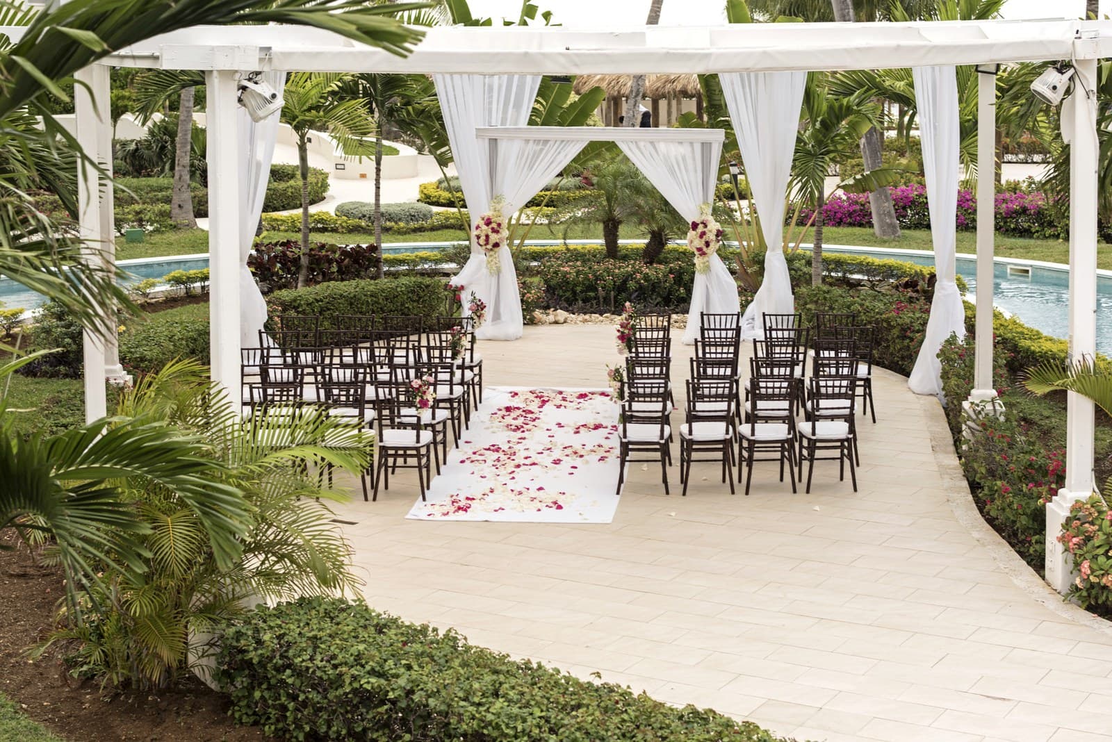 Iberostar Selection Rose Hall Suites - image 4