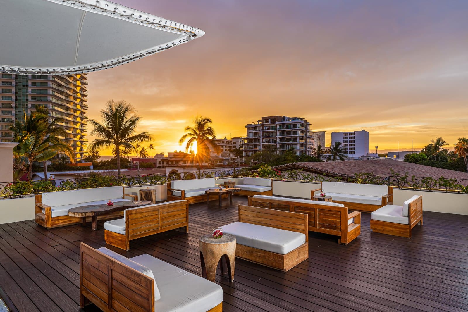 Krystal Grand Puerto Vallarta - image 2