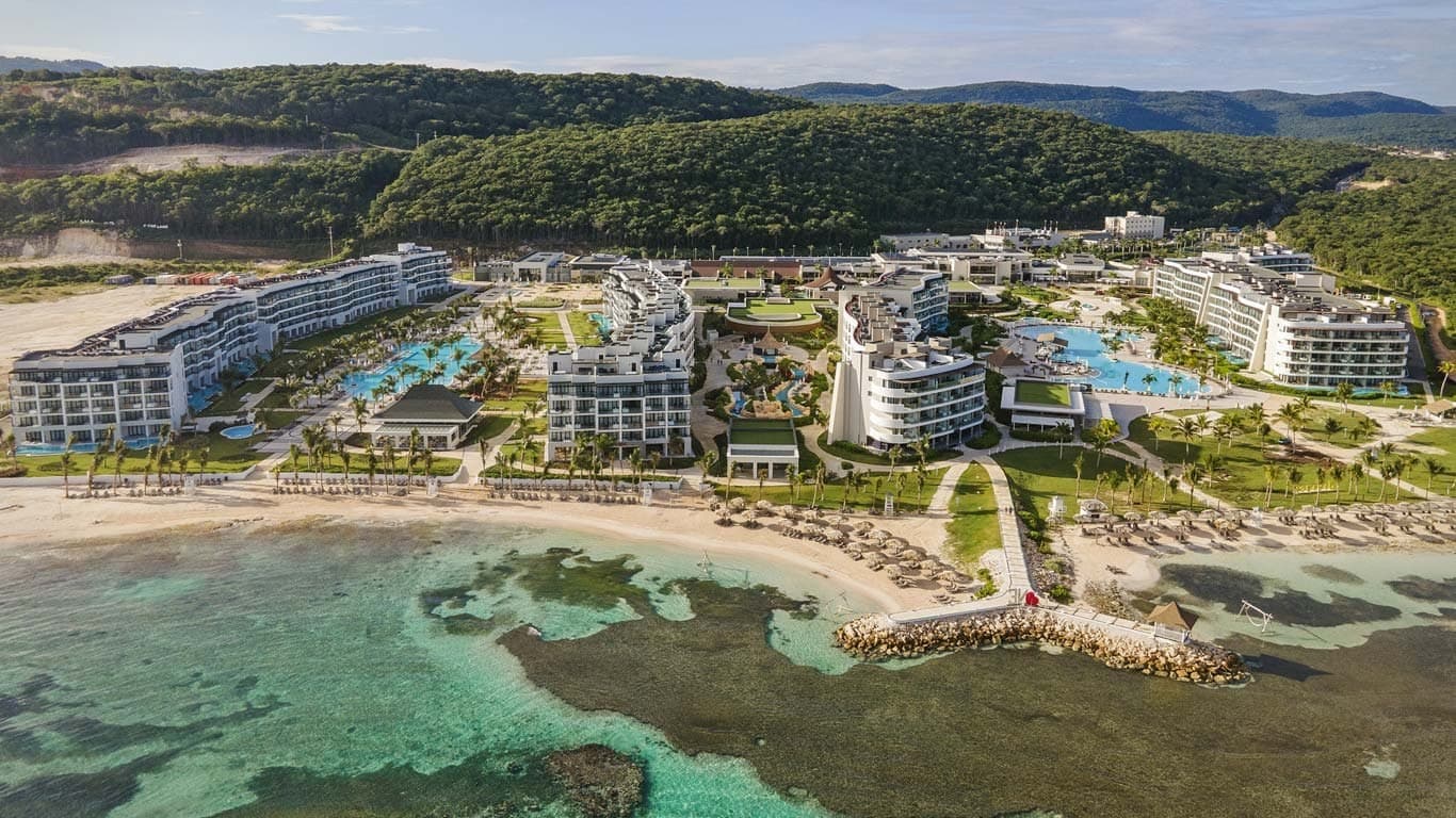 Ocean Eden Bay - image 5