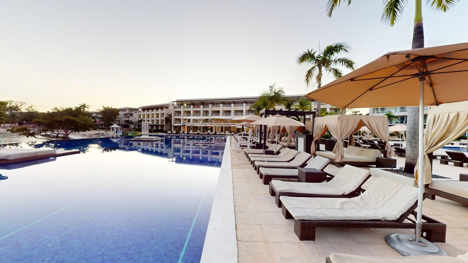 Royalton Negril - image 1