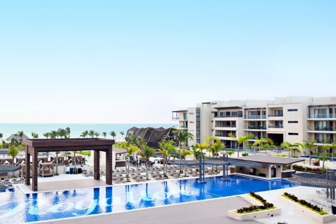 Poolside Terrace — cocktail wedding venue at Royalton Riviera Cancun, Mexico