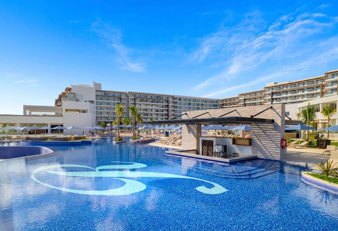 Beach — ceremony wedding venue at Royalton Splash Riviera Cancun, Mexico