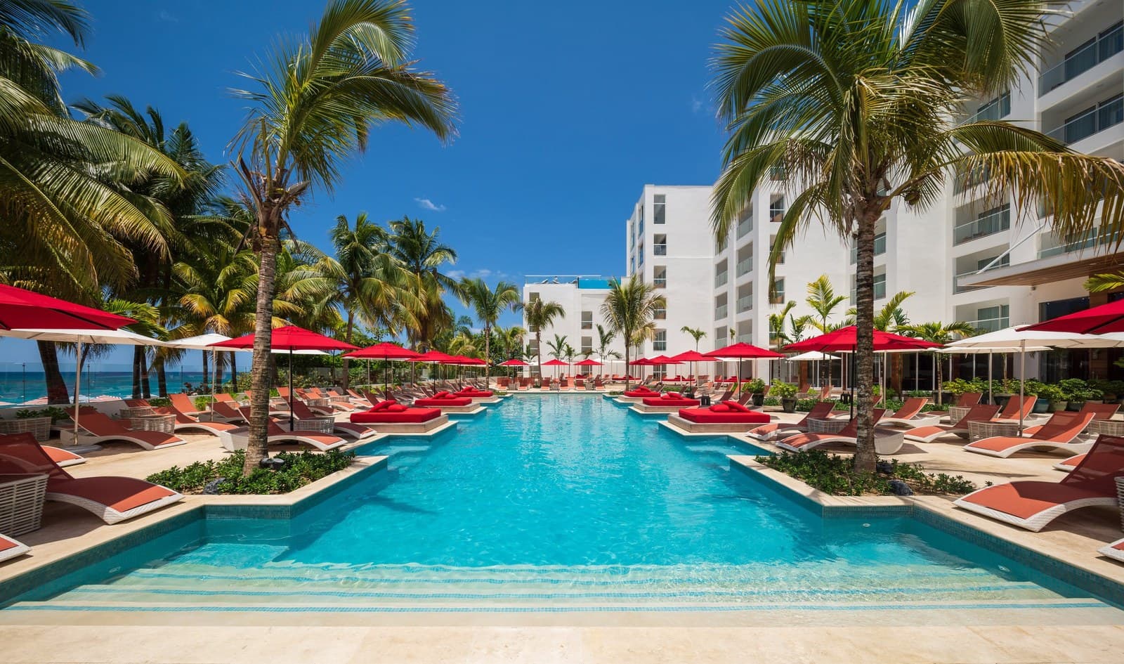 S Hotel Montego Bay - image 3